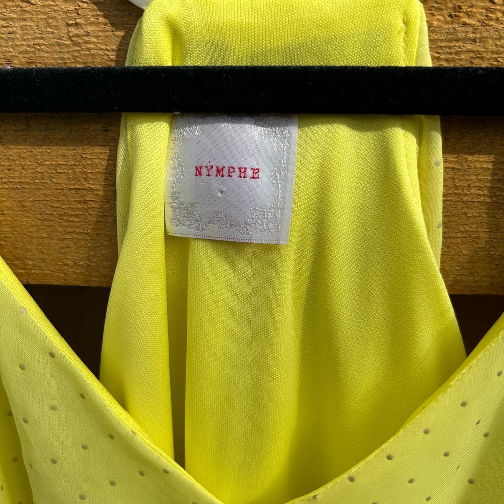 Sz L-Nymphe brand lined yellow dress w/gold dots & white straps - Picture 4 of 5